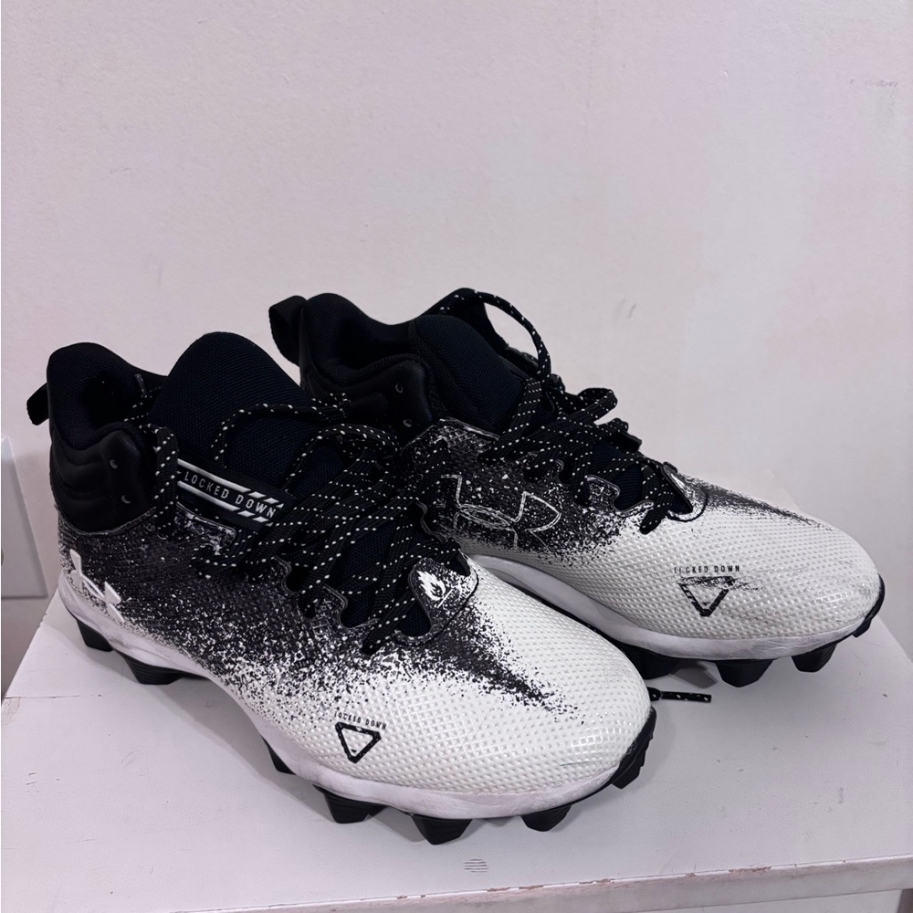 Under Armour Kids Black and White Sneakers